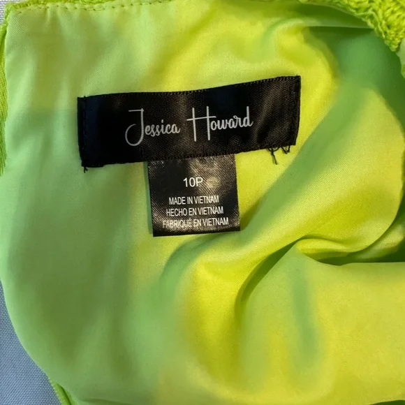 NWT Jessica Howard Lime Green Lace Sleeveless Dress - SIZE 10P NWT Jessica Howard Lime Green Lace Sleeveless Dress - SIZE 10P